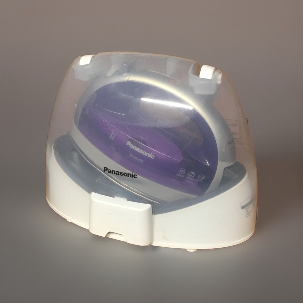Panasonic NI-WL600 Portable Cordless Steam Iron 360 Freestyle w/ Cover Tested
